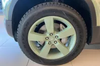 Land Rover Defender din 2023 cu 11.500 km - oferta LAN147454 - foto 7