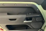 Land Rover Defender din 2023 cu 11.500 km - oferta LAN147454 - foto 10