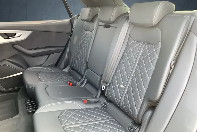 Audi Q8 din 2024 cu 14.597 km - oferta AUD147457 - foto 12