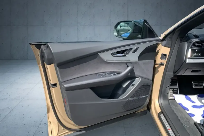 Audi Q8 din 2024 cu 14.597 km - oferta AUD147457 - foto 28