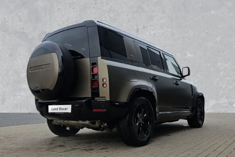 Land Rover Defender din 2023 cu 38.600 km - oferta LAN147459 - foto 3