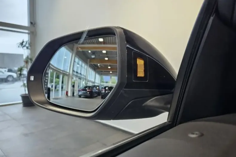 Audi Q8 din 2024 cu 25.910 km - oferta AUD147461 - foto 25