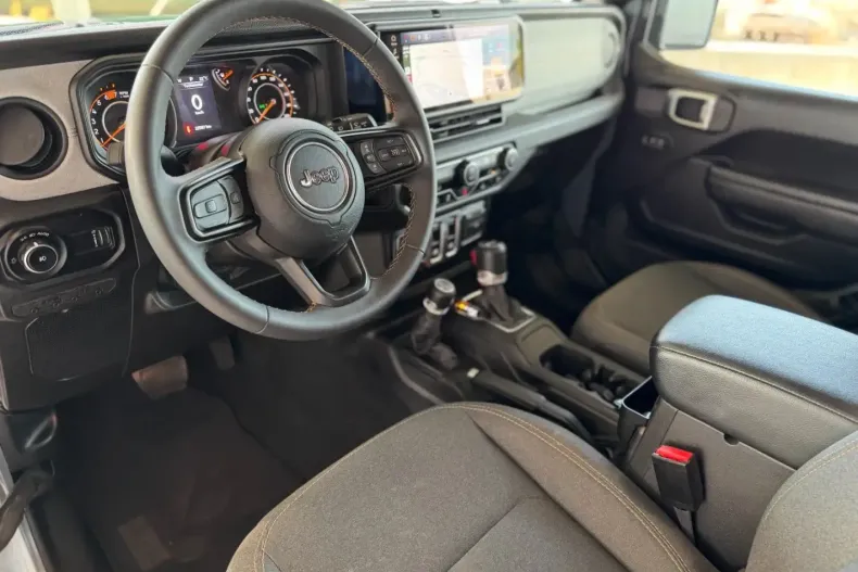 Jeep Wrangler din 2024 cu 22.587 km - oferta JEE147465 - foto 10