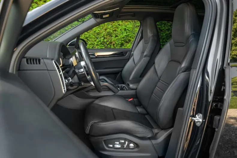 Porsche Cayenne din 2021 cu 97.000 km - oferta POR147474 - foto 5