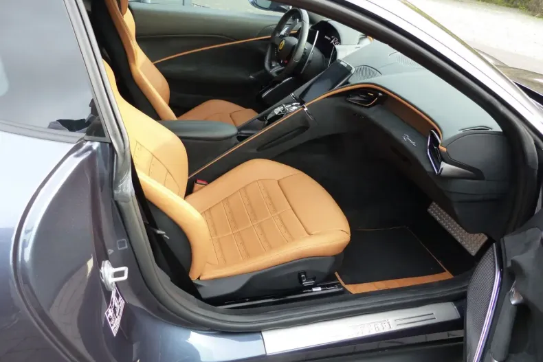 Ferrari Roma din 2022 cu 14.800 km - oferta FER147480 - foto 10