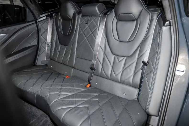 BMW XM din 2024 cu 5.593 km - oferta BMW147481 - foto 12