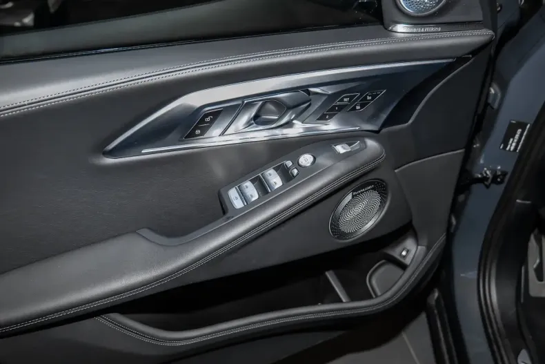 BMW XM din 2024 cu 5.593 km - oferta BMW147481 - foto 18