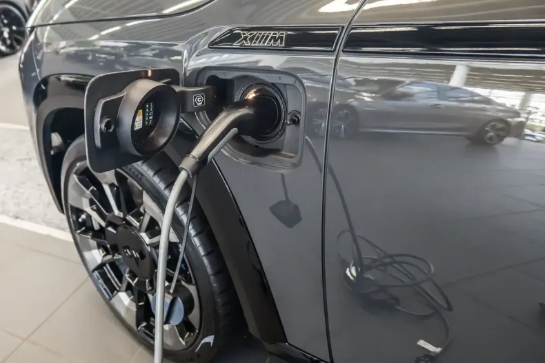 BMW XM din 2024 cu 5.593 km - oferta BMW147481 - foto 22