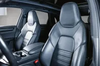 Porsche Cayenne din 2021 cu 45.500 km - oferta POR147482 - foto 16