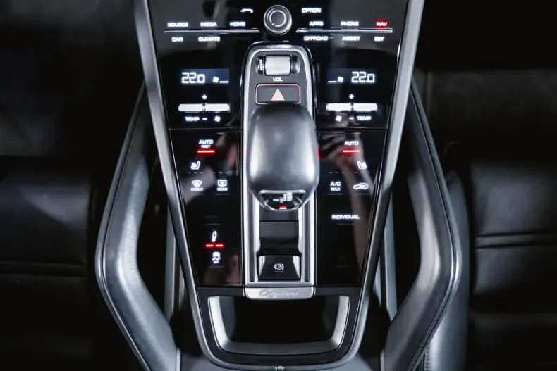 Porsche Cayenne din 2021 cu 45.500 km - oferta POR147482 - foto 21