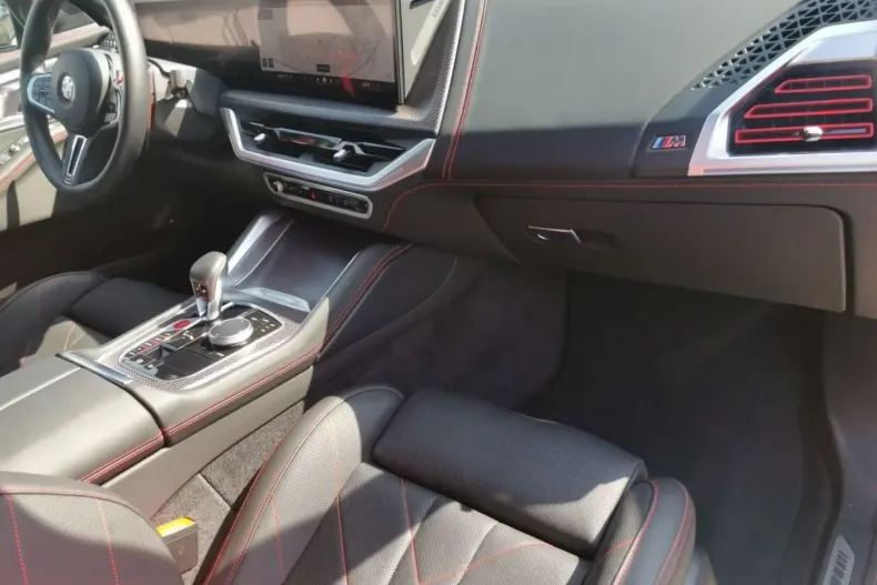 BMW XM din 2024 cu 6.770 km - oferta BMW147486 - foto 5