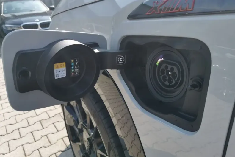 BMW XM din 2024 cu 6.770 km - oferta BMW147486 - foto 11