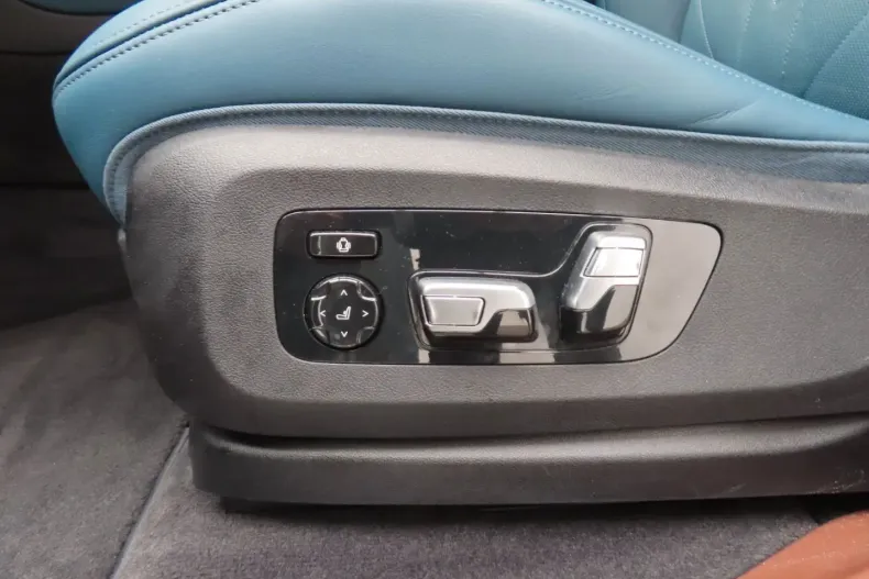 BMW XM din 2024 cu 13.615 km - oferta BMW147488 - foto 8