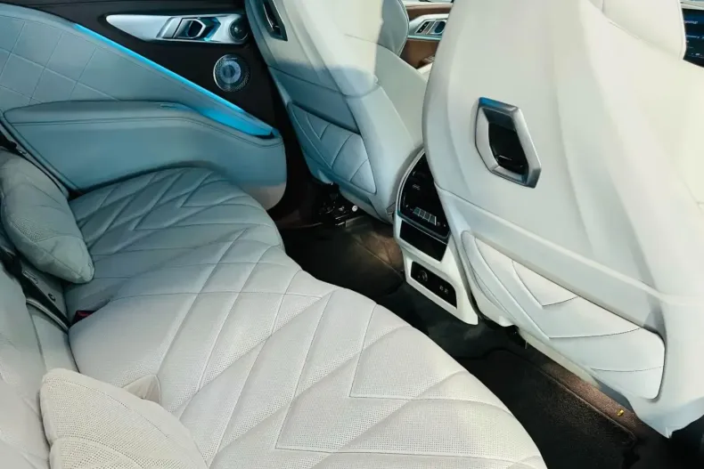 BMW XM din 2023 cu 37.413 km - oferta BMW147494 - foto 11