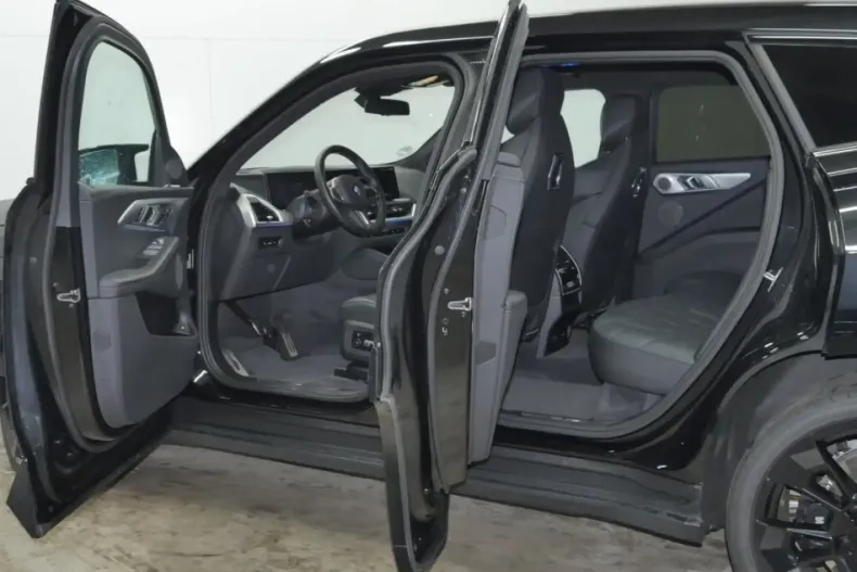 BMW XM din 2024 cu 25.759 km - oferta BMW147495 - foto 10