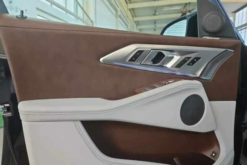 BMW XM din 2024 cu 28.956 km - oferta BMW147504 - foto 18