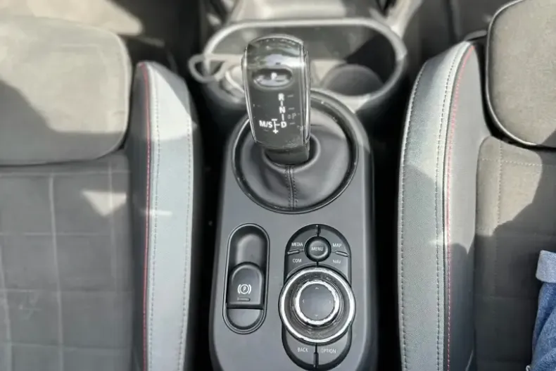 MINI John Cooper Works Cabrio din 2024 cu 19.000 km - oferta MIN147510 - foto 31