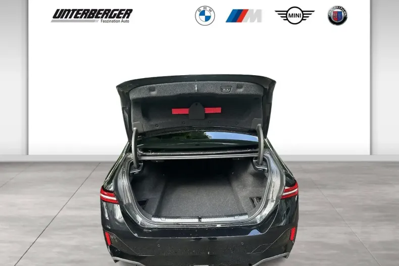 BMW 520 din 2024 cu 14.900 km - oferta BMW147514 - foto 12