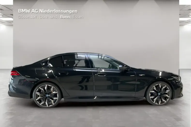 BMW 550 din 2025 cu 28.492 km - oferta BMW147515 - foto 4