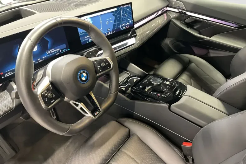 BMW 550 din 2025 cu 28.492 km - oferta BMW147515 - foto 7