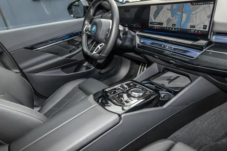 BMW 550 din 2024 cu 16.649 km - oferta BMW147516 - foto 5