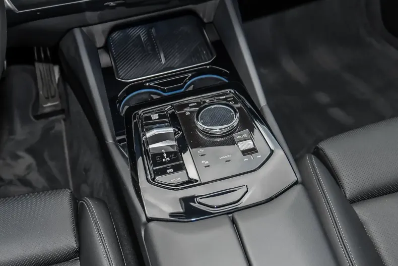 BMW 550 din 2024 cu 16.649 km - oferta BMW147516 - foto 14