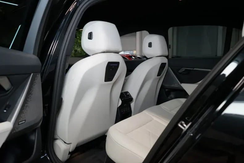 BMW 520 din 2024 cu 38.637 km - oferta BMW147518 - foto 15