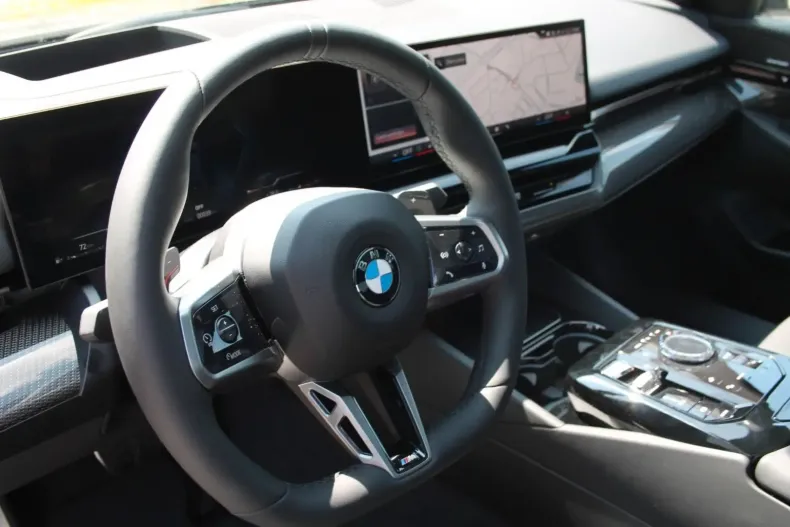 BMW 520 din 2024 cu 11.700 km - oferta BMW147522 - foto 8