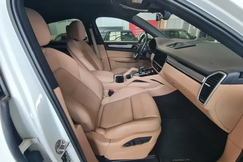 Porsche Cayenne din 2023 cu 25.700 km - oferta POR147523 - foto 10