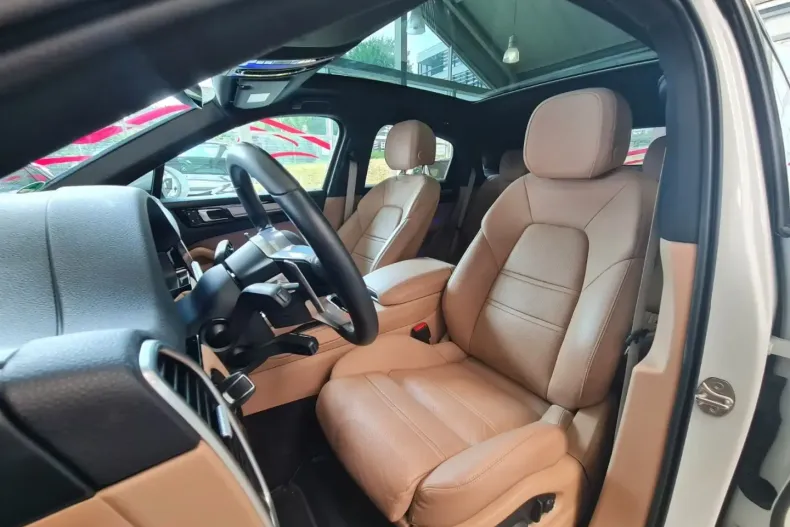 Porsche Cayenne din 2023 cu 25.700 km - oferta POR147523 - foto 12