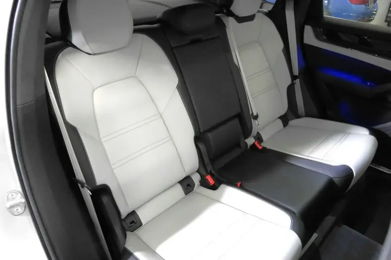 Porsche Cayenne din 2024 cu 37.000 km - oferta POR147525 - foto 13