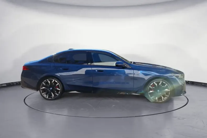 BMW 550 din 2024 cu 12.081 km - oferta BMW147527 - foto 5