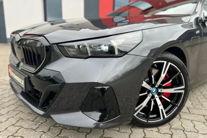 BMW 550 din 2024 cu 37.920 km - oferta BMW147528 - foto 6