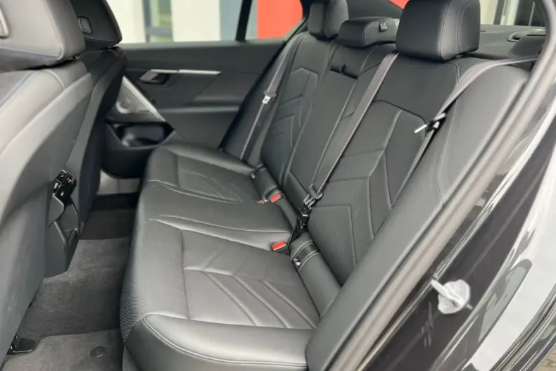 BMW 550 din 2024 cu 37.920 km - oferta BMW147528 - foto 14