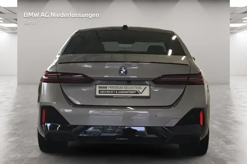 BMW 550 din 2025 cu 22.311 km - oferta BMW147529 - foto 5