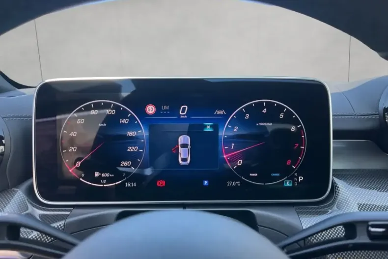 Mercedes-Benz CLE 200 din 2024 cu 8.185 km - oferta MER147532 - foto 10