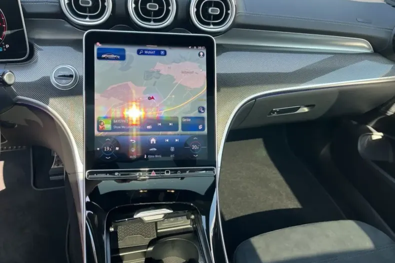 Mercedes-Benz CLE 200 din 2024 cu 8.185 km - oferta MER147532 - foto 12