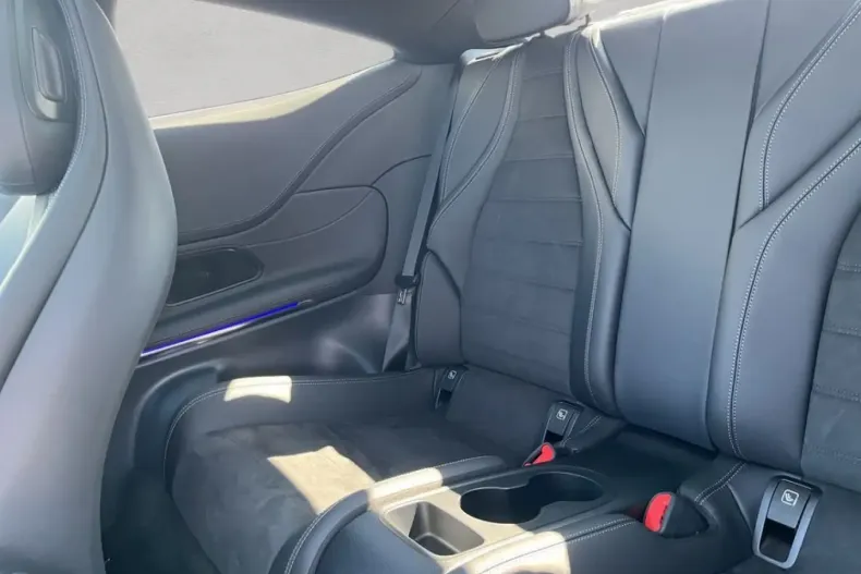 Mercedes-Benz CLE 200 din 2024 cu 8.185 km - oferta MER147532 - foto 16