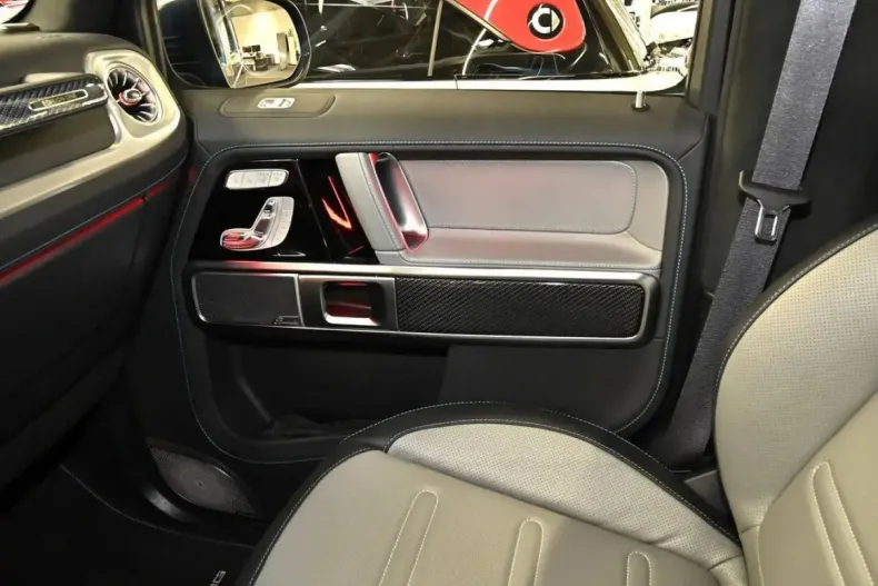 Mercedes-Benz G 580 din 2024 cu 18.400 km - oferta MER147534 - foto 13