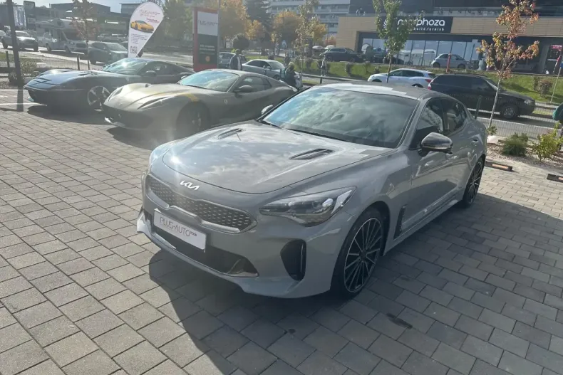 Kia Stinger din 2023 cu 32.000 km - oferta KIA147536 - foto 1