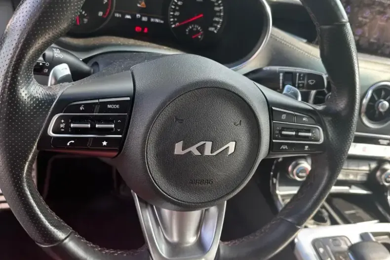 Kia Stinger din 2023 cu 32.000 km - oferta KIA147536 - foto 11