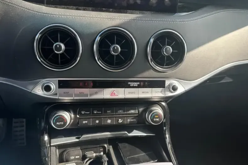 Kia Stinger din 2023 cu 32.000 km - oferta KIA147536 - foto 13