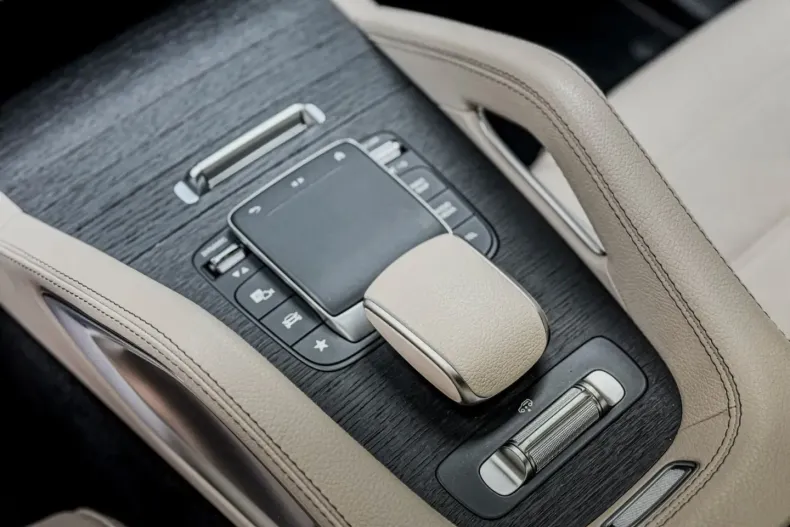 Mercedes-Benz GLE 400 din 2021 cu 91.000 km - oferta MER147544 - foto 18