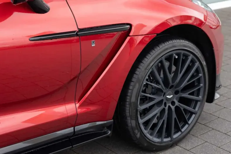 Aston Martin DBX din 2024 cu 11.300 km - oferta AST147547 - foto 8