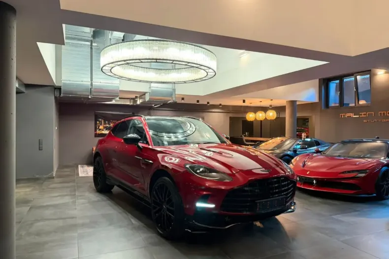 Aston Martin DBX din 2023 cu 15.000 km - oferta AST147549 - foto 3