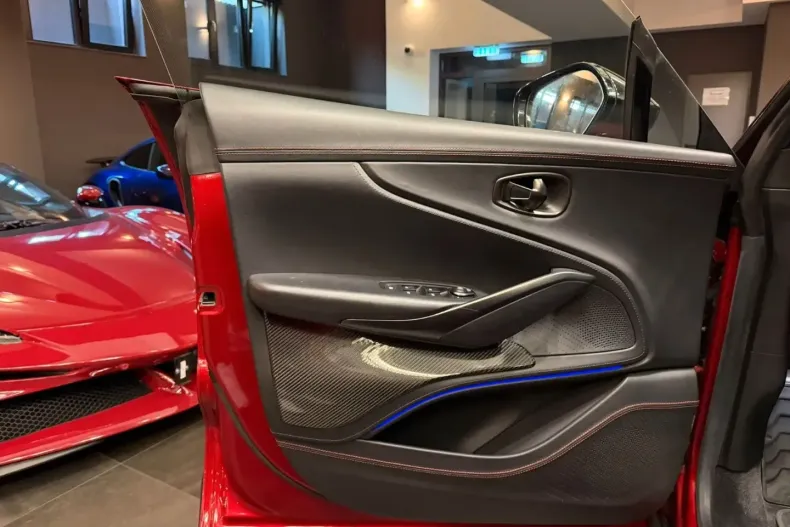 Aston Martin DBX din 2023 cu 15.000 km - oferta AST147549 - foto 14