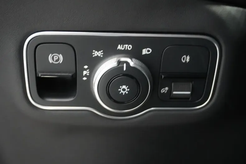 Aston Martin DBX din 2023 cu 42.000 km - oferta AST147551 - foto 14