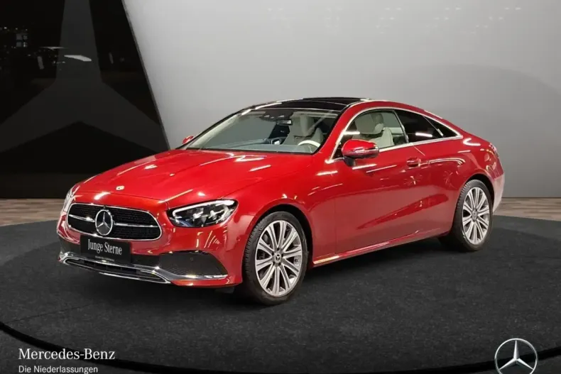 Mercedes-Benz E 200 din 2022 cu 22.414 km - oferta MER147552 - foto 1