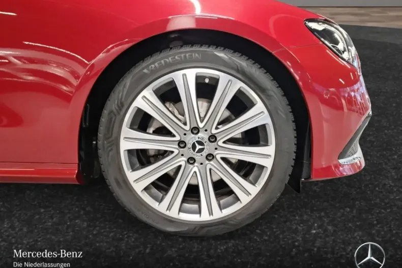 Mercedes-Benz E 200 din 2022 cu 22.414 km - oferta MER147552 - foto 4