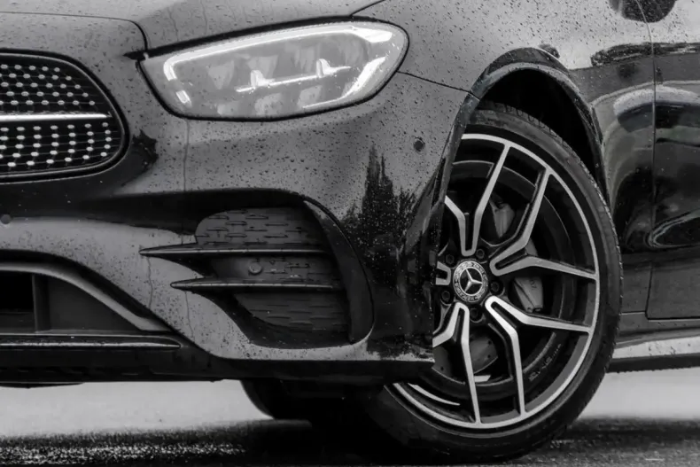 Mercedes-Benz E 220 din 2022 cu 98.643 km - oferta MER147553 - foto 5